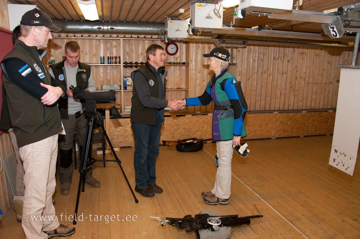 Kumb siis ümberlaskmisel peale jäi?